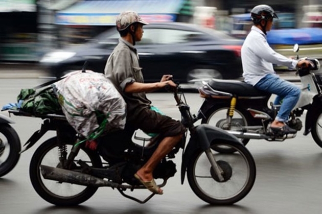 Hà Nội chính thức thực hiện đo khí thải, đổi xe máy cũ lấy xe máy mới