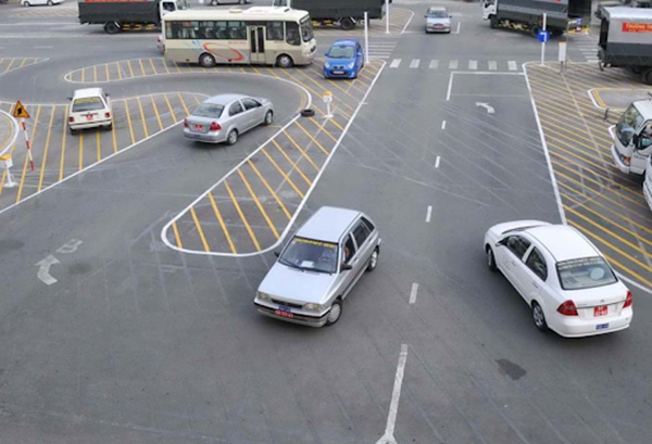 Kiến nghị lùi thời gian áp dụng thiết bị giám sát học lái xe