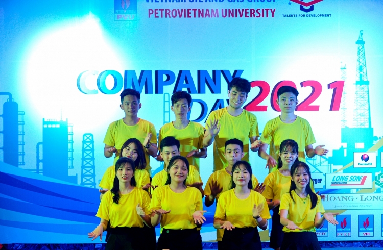 Ngày hội Company Day PVU 2021 – Cầu nối gắn kết mối quan hệ hữu cơ giữa doanh nghiệp, nhà trường và sinh viên