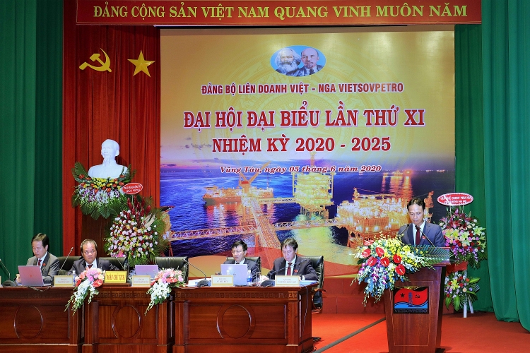 Đẩy mạnh tìm kiếm, thăm dò và mở rộng vùng hoạt động, sử dụng tối ưu các nguồn lực để phát triển bền vững day manh tim kiem tham do va mo rong vung hoat dong su dung toi uu cac nguon luc de phat trien ben vung