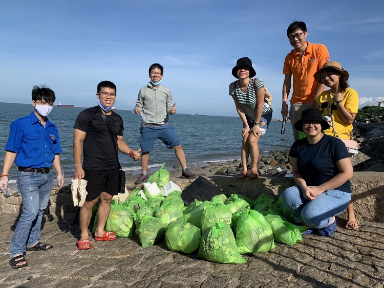 Tuổi trẻ Vietsovpetro chung tay bảo vệ môi trường tuoi tre vietsovpetro chung tay bao ve moi truong