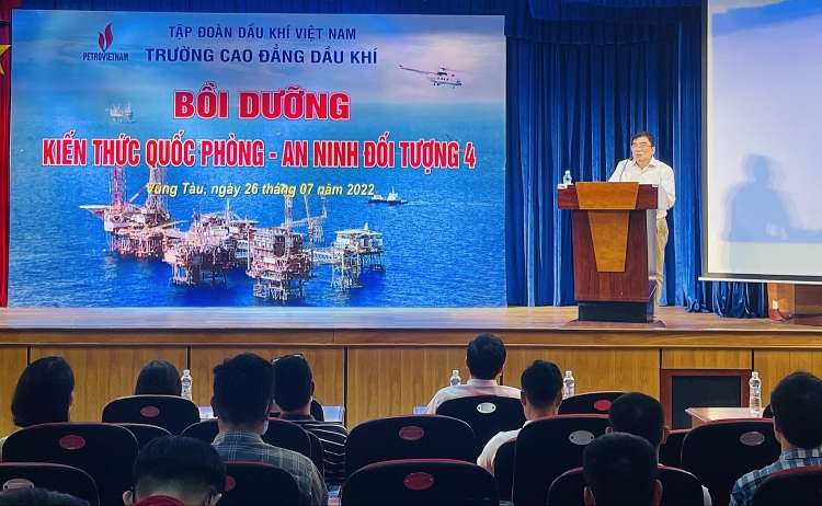 Petrovietnam khai giảng Lớp bồi dưỡng kiến thức quốc phòng và an ninh cho cán bộ đối tượng 4 năm 2022