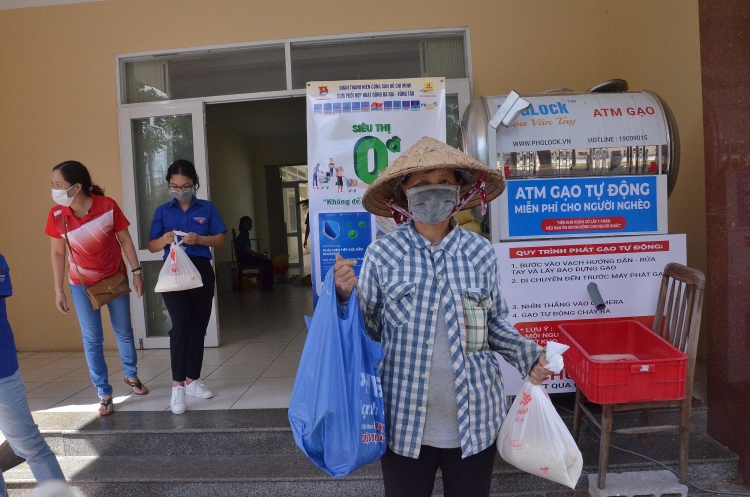 Ấm ấp yêu thương tại Ấm áp yêu thương tại