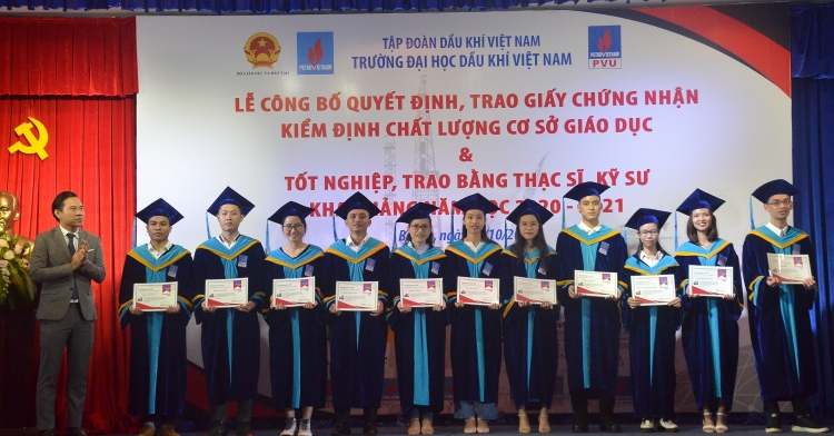Đại học Dầu khí Việt Nam trao bằng Thạc sỹ  Kỹ sư, khai giảng năm học mới 2020-2021