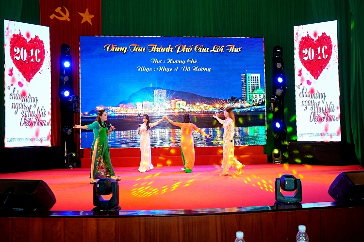 Nữ Công Vietsovpetro tỏa sáng trong hội thi “Vietsovpetro’s Women Got Talent”