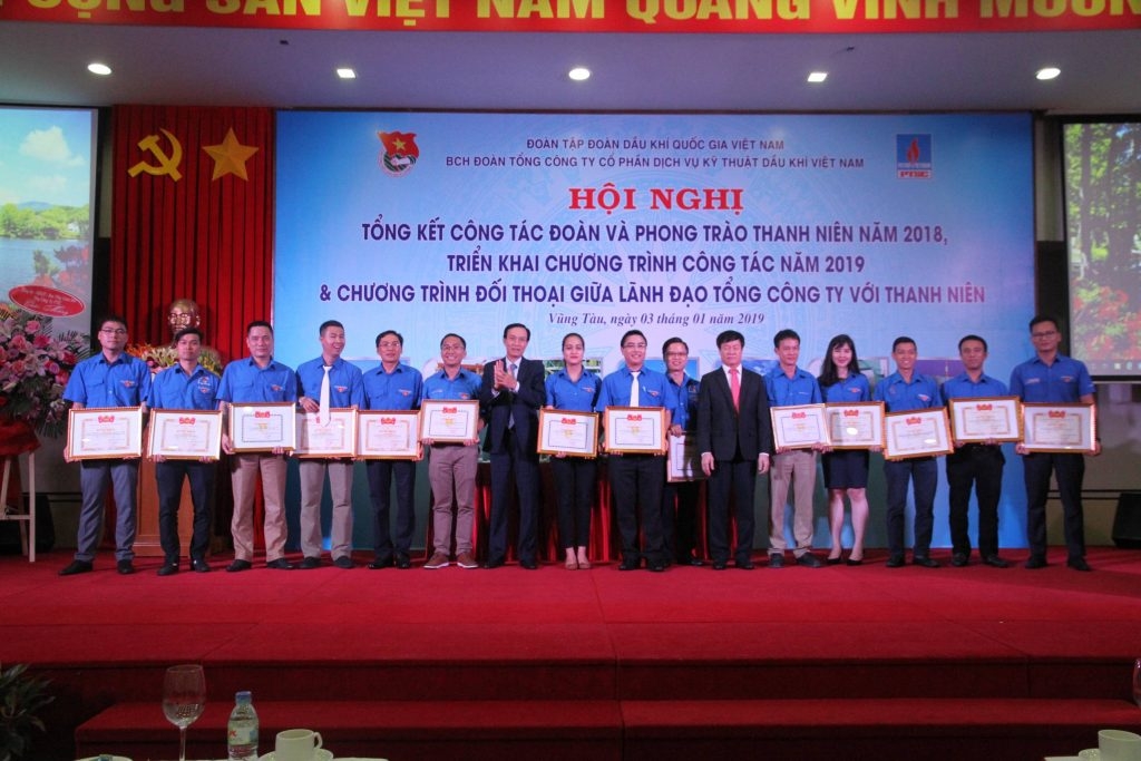 lanh dao ptsc doi thoai voi doan vien thanh nien