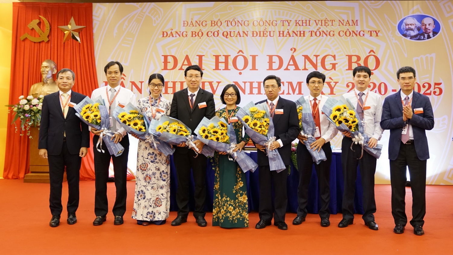 hoan thanh xuat sac nhiem vu