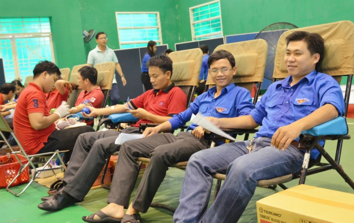 cum dau khi tay nam bo to chuc ngay hoi hien mau nhan dao