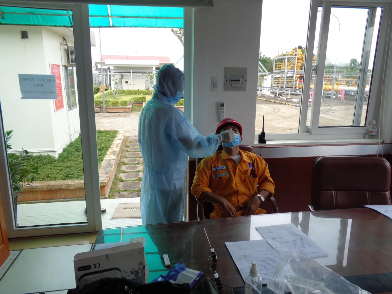 Công tác phòng chống dịch Covid -19 được kiểm soát chặt chẽ Công tác phòng chống dịch Covid -19 được kiểm soát chặt chẽ