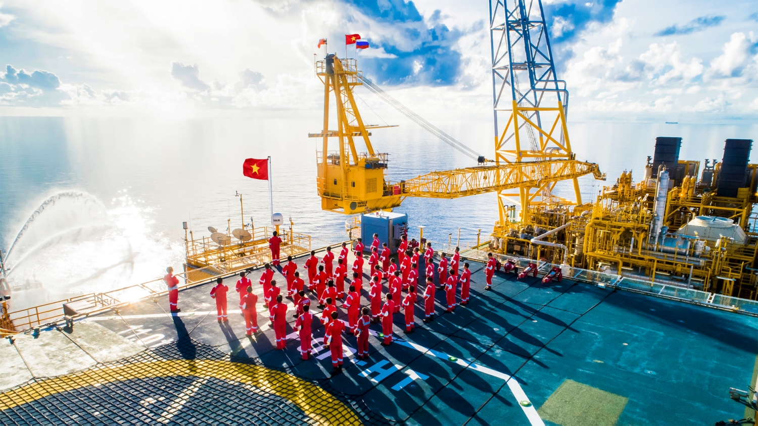 “Đoàn kết” là một nội dung luôn được đặt lên hàng đầu trong xây dựng Văn hóa doanh nghiệp cũng như thực tiễn điều hành, lao động sản xuất tại 