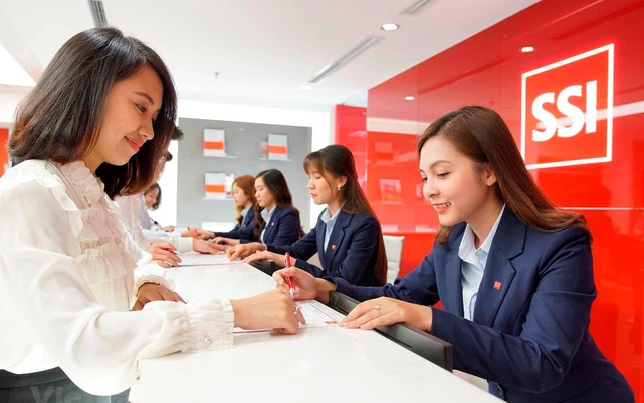 Tin ngân hàng nổi bật trong tuần qua: SHB lên kế hoạch tăng mạnh vốn điều lệ năm 2022 lên 36.007 tỷ đồng