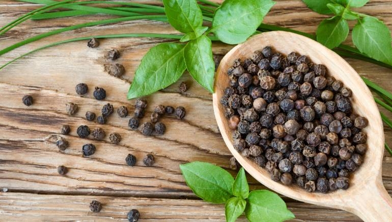 Giá tiêu hôm nay ngày 27/7: Thế giới giảm, trong nước ổn định