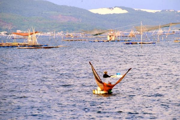 Vịnh Xuân Đài - Kiệt tác giao thoa giữa trời và đất Vịnh Xuân Đài Kiệt tác giao thoa giữa trời và đất
