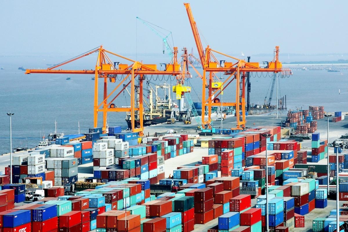 Nguy cơ tiềm ẩn trong các mặt hàng nhập khẩu có giá trị tăng đột biến