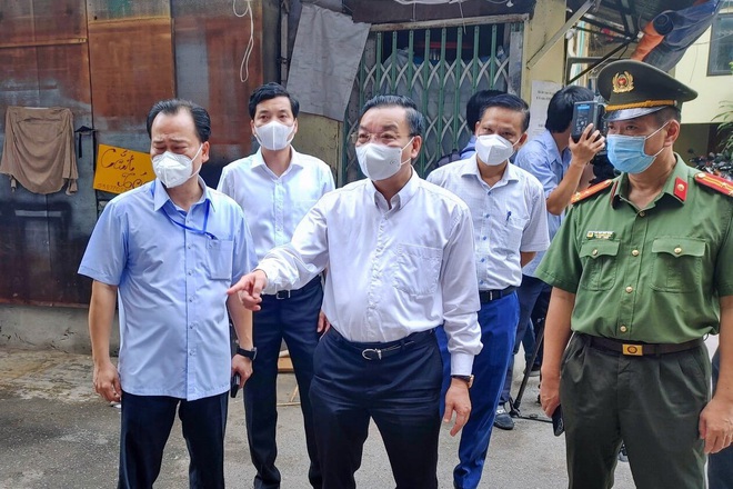 Ổ dịch Thanh Xuân Trung: Bài học lớn từ tình trạng trong lỏng, ngoài chặt - 2
