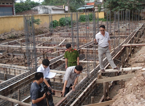 an hoa tu chay du an