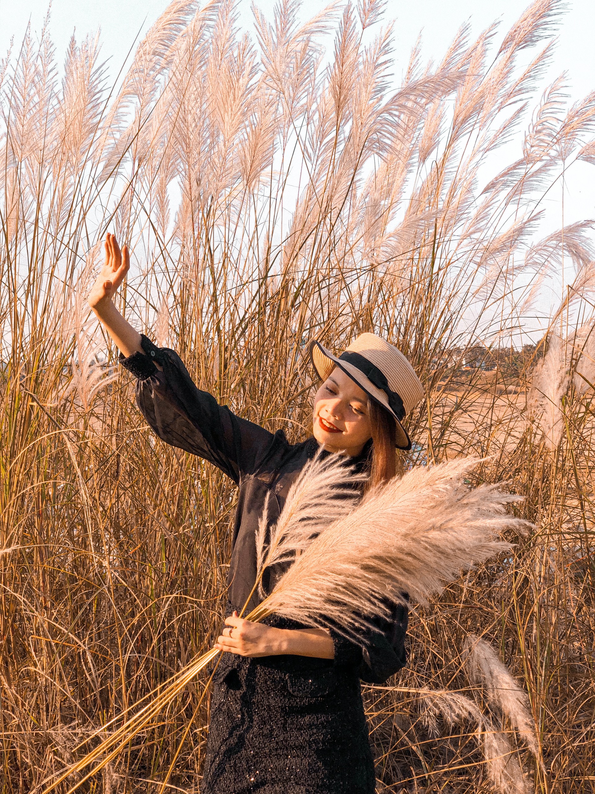 Check in bãi lau trắng tuyệt đẹp tại Minh Nông, thành phố Việt Trì