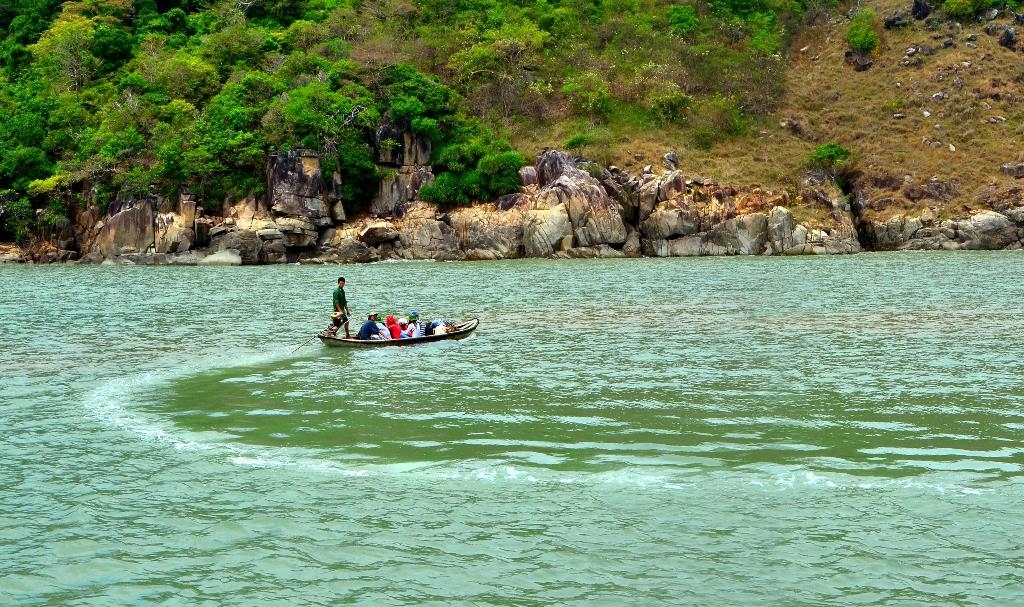 Khám phá Hòn Khoai - 