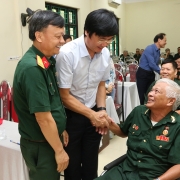Hội CCB Tập đoàn và Công đoàn DKVN tri ân các thương bệnh binh, người có công tại Thái Bình, Hà Nam