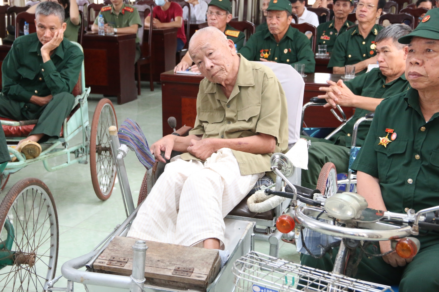 Hội CCB Tập đoàn và Công đoàn DKVN tri ân các thương bệnh binh, người có công tại Thái Bình, Hà Nam Hội CCB Tập đoàn và Công đoàn DKVN tri ân các thương bệnh binh, người có công tại Thái Bình, Hà Nam