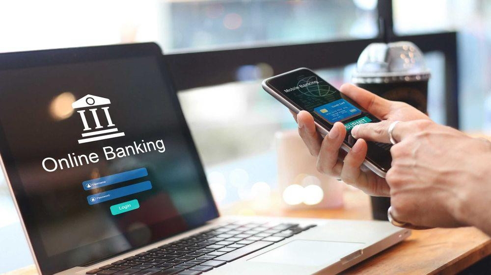 Tin nhanh ngân hàng ngày 31/5: 70% người trưởng thành ở Việt Nam dùng dịch vụ ngân hàng