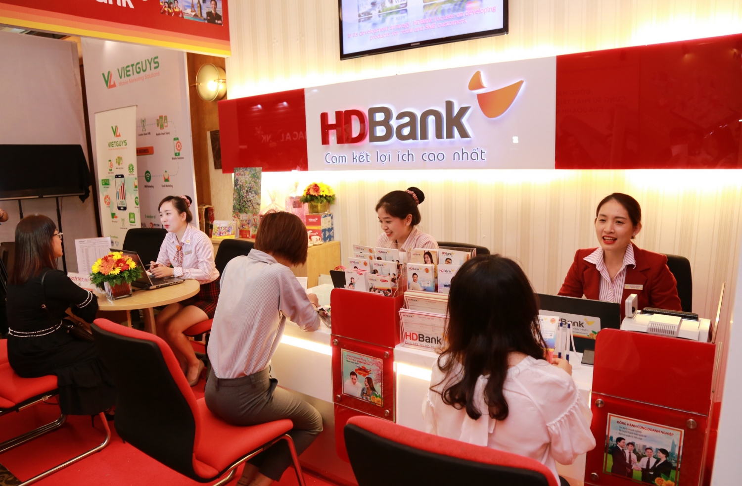 Tin ngân hàng ngày 14/9: Agribank bán 4 lô đất tại TP HCM với giá khởi điểm gần 100 tỉ đồng