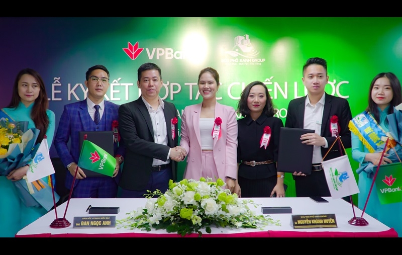 Tin nhanh ngân hàng ngày 22/11: VPBank ký kết hợp tác chiến lược với Phố Xanh Group Tin nhanh ngân hàng ngày 22/11: VPBank ký kết hợp tác chiến lược với Phố Xanh Group