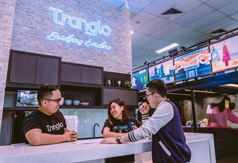 Tin nhanh ngân hàng ngày 18/12: Tỷ lệ rút tiền mặt qua ATM của người dân giảm mạnh Tin nhanh ngân hàng ngày 18/12: Tỷ lệ rút tiền mặt qua ATM của người dân giảm mạnh