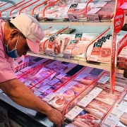 Giá thịt lợn “làm khó” mục tiêu kiểm soát CPI dưới 4%