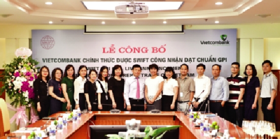 vcb ngan hang gpi dau tien tai viet nam