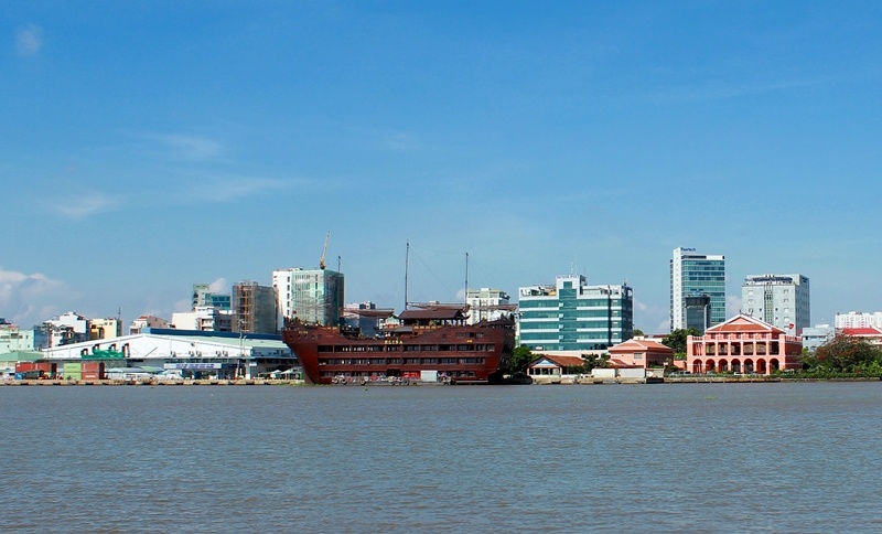 tp hcm ben bach dang se la ben trung tam du lich