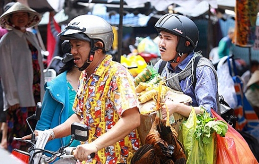 phim tu nhan can dung hoa giua nghe thuat va giai tri