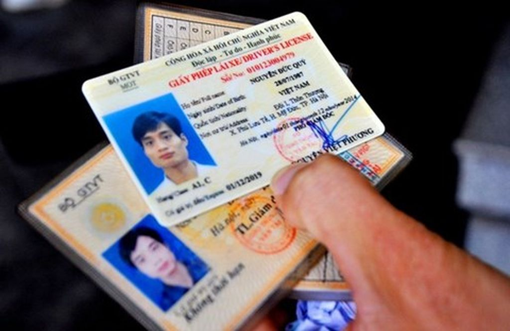 Yêu cầu siết chặt quản lý sát hạch và cấp đổi giấy phép lái xe