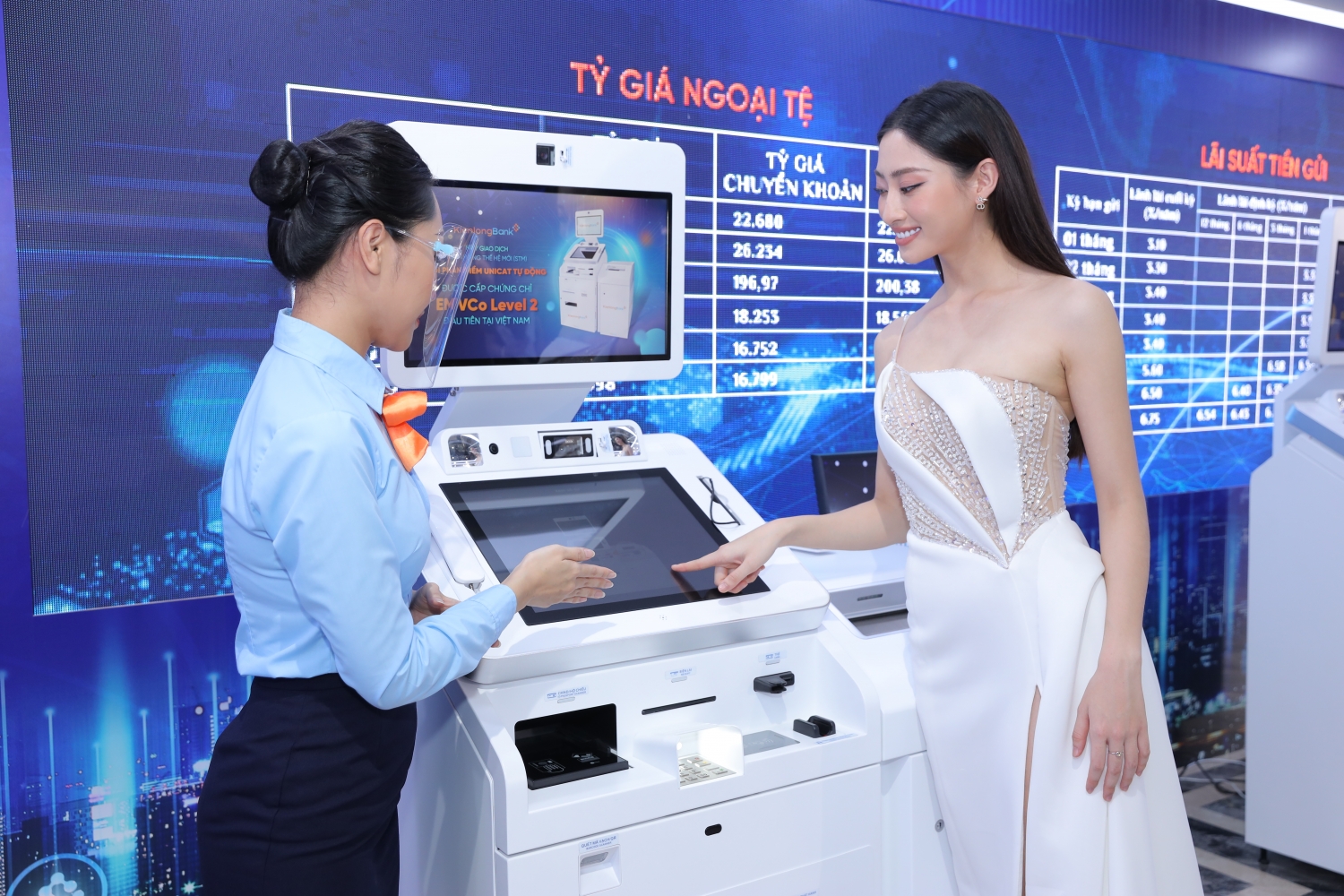 Ấn tượng với sự kiện chuyển mình bứt phá của KienlongBank