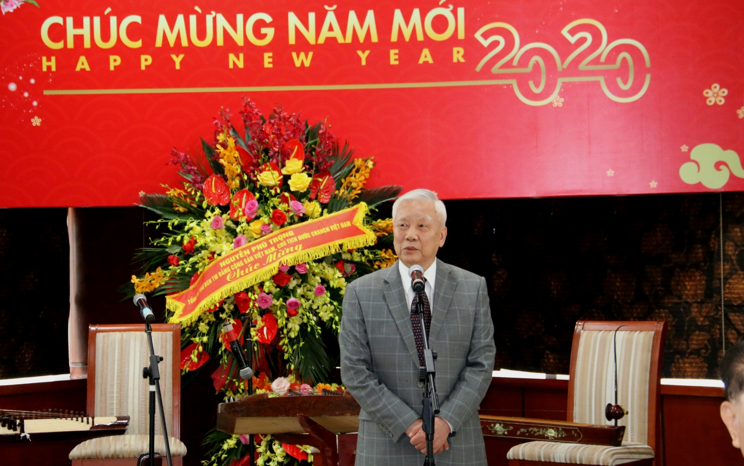 pvn gap mat nguyen lanh dao qua cac thoi ky 560643