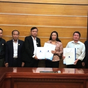 Hội CCB Tập đoàn tặng quà Tết cho hội viên có hoàn cảnh khó khăn, bị bệnh hiểm nghèo