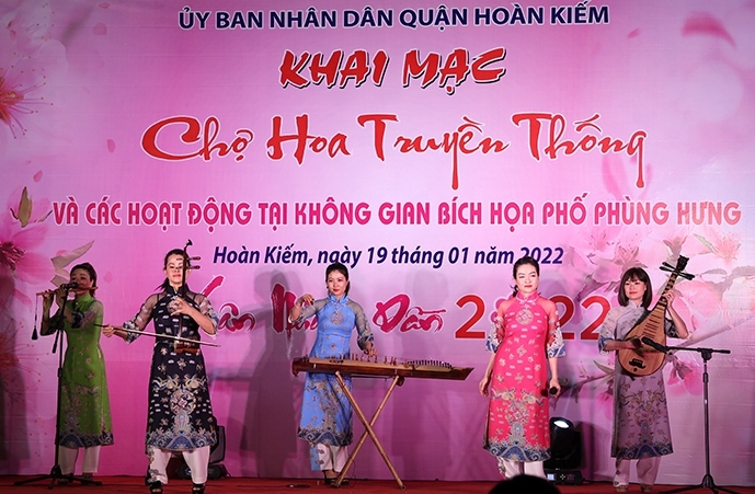 Hà Nội: Khai mạc chợ hoa Tết truyền thống đón Xuân Nhâm Dần 2022