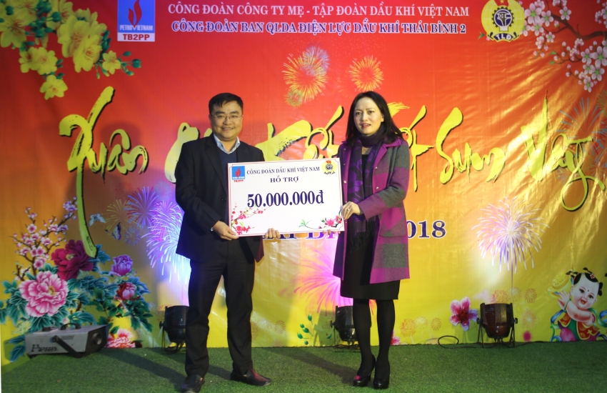 xuan gan ket tet sum vay tren cong truong nmnd thai binh 2