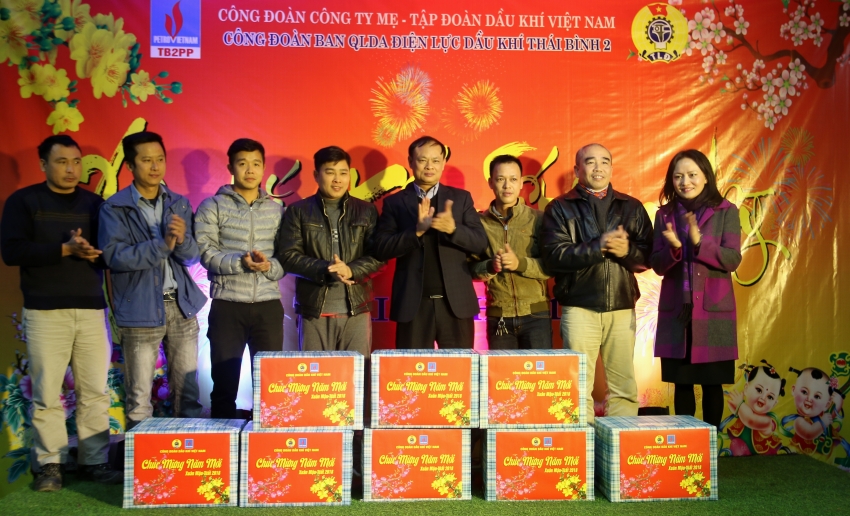 xuan gan ket tet sum vay tren cong truong nmnd thai binh 2