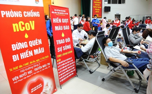le hoi xuan hong 2020 phong chong ncov dung quen di hien mau