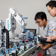 TS Trương Anh Dũng: Những vấn đề đối với lao động việc làm trong bối cảnh mới