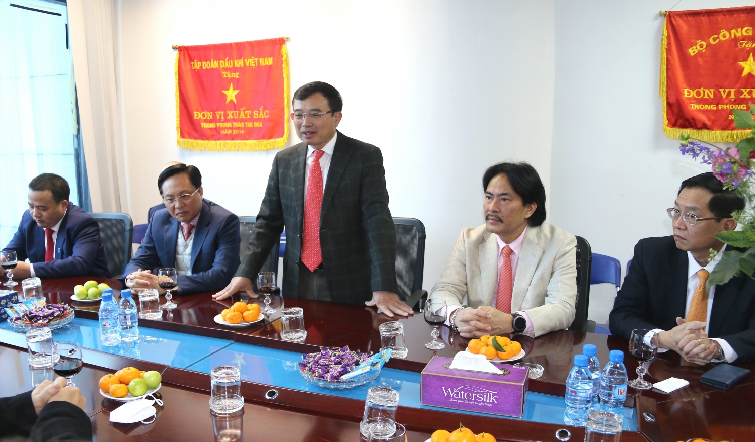 Lãnh đạo Petrovietnam thăm và chúc Tết Tạp chí Năng lượng Mới - PetroTimes