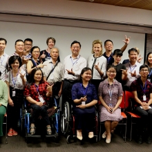 trao 160 xe lan cho nguoi khuyet tat ha noi