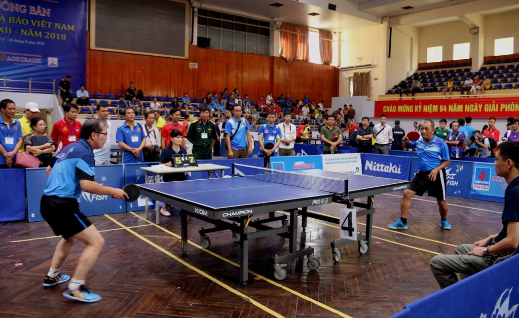 khai mac giai bong ban cup hoi nha bao viet nam lan thu xii nam 2018