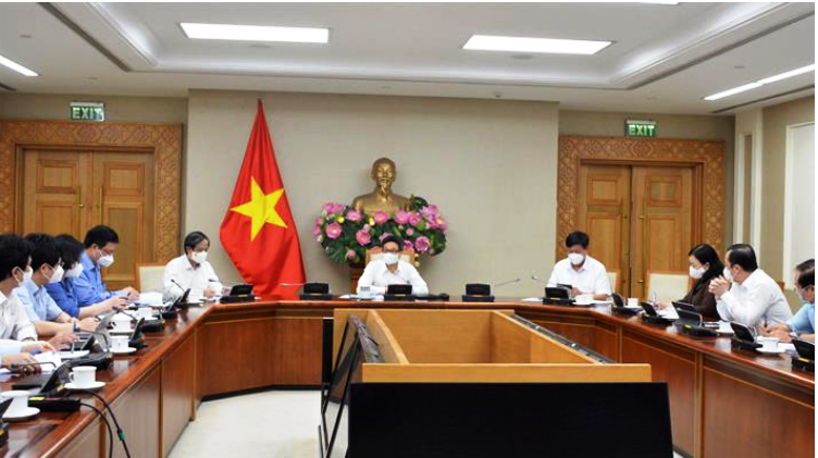 Tổ chức tiêm vắc xin sớm và thật an toàn cho học sinh