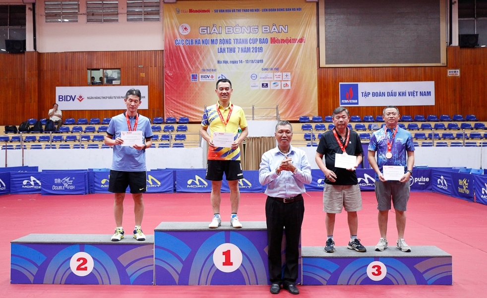 pvn gianh 4 huy chuong giai bong ban tranh cup bao hanoimoi lan thu vii