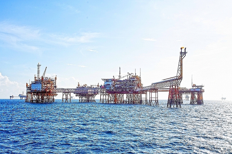 Vietsovpetro quyết liệt triển khai nhiều giải pháp ứng phó với giá dầu suy giảm