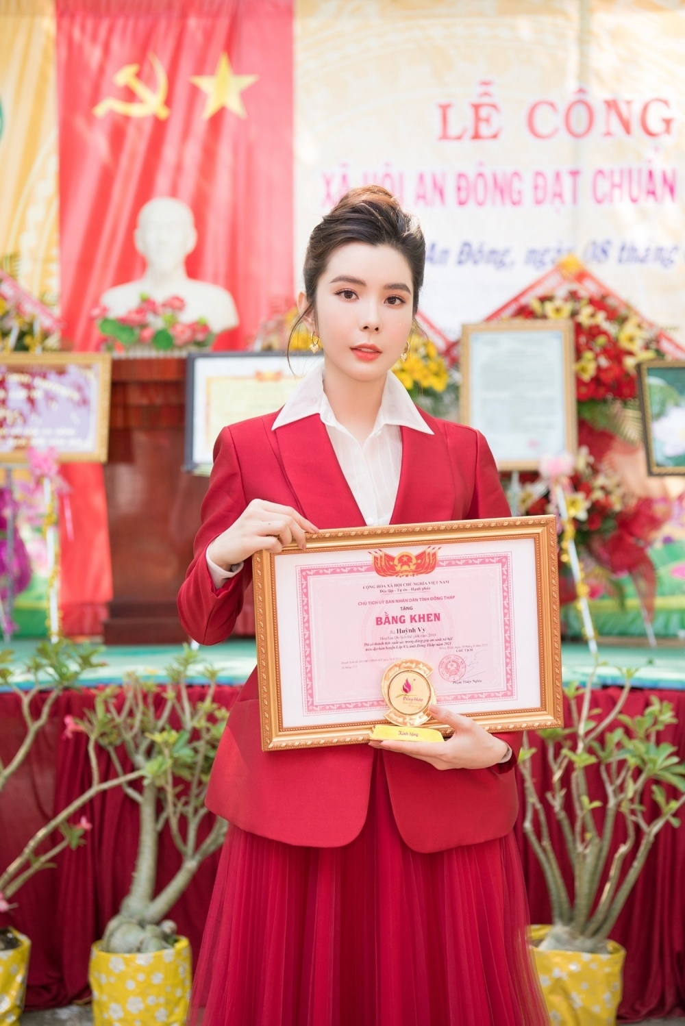 Sao Việt ngày 11/1/2022: Phương Mỹ Chi ra mắt MV với phong cách đổi mới