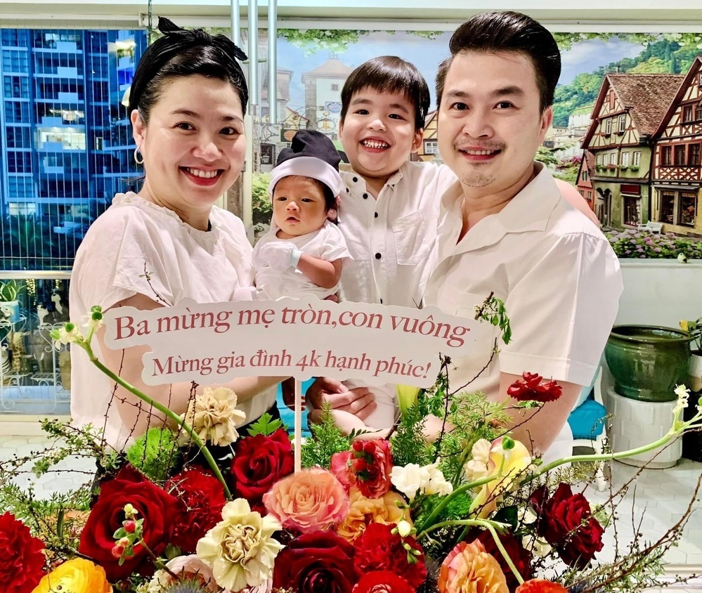 Sao Việt ngày 18/1/2022: Lệ Quyên khoe đồ hiệu khiến dân tình trầm trồ