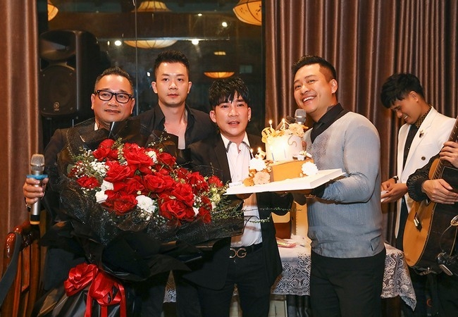 Sao Việt ngày 23/1/2022: Diệp Lâm Anh khoe nhan sắc rạng rỡ hậu ly hôn